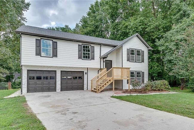 Building Photo - 1708 Brandon Square