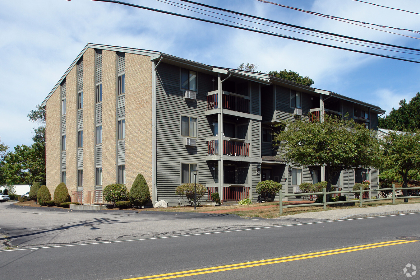 Pond Street Place - Pond Street Place Apartments