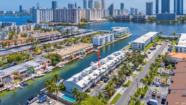 Building Photo - 3827 NE 166th St