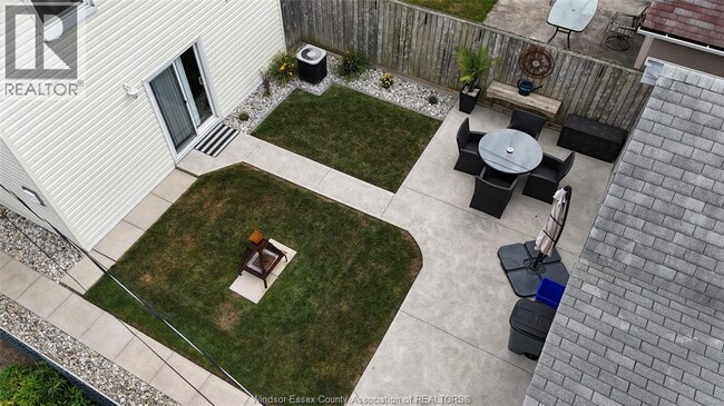 Photo - 1527 Pierre Ave
