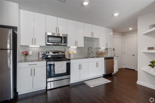 Building Photo - 2401 E Oltorf St Unit 170 Rental