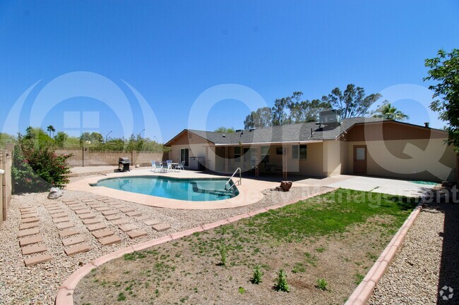 Building Photo - 10312 E Cactus Rd Rental