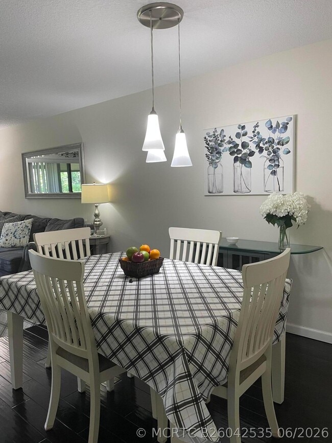 Photo - 7879 Willow Spring Cir N Unit 913