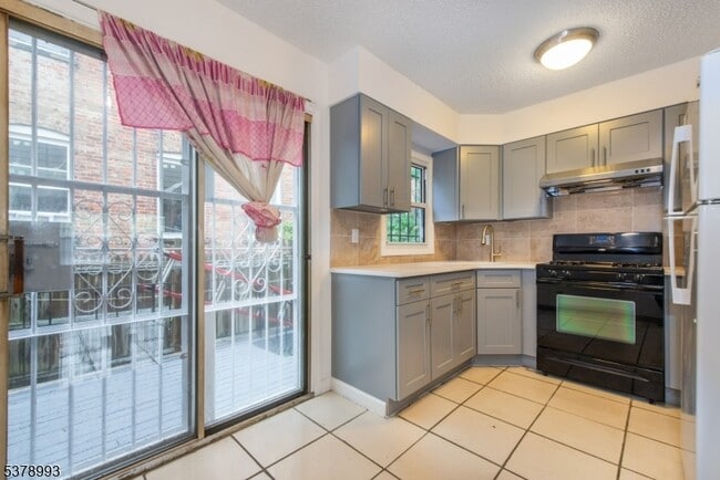 Photo - 553 Ocean Ave Rental