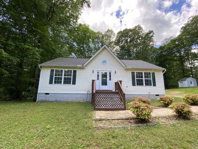 Building Photo - 211 Cedar Ridge Dr