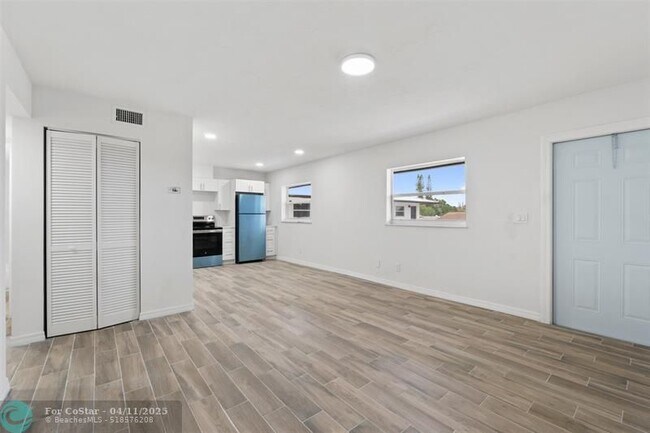 Photo - 1301 Emerald Terrace Unit 7