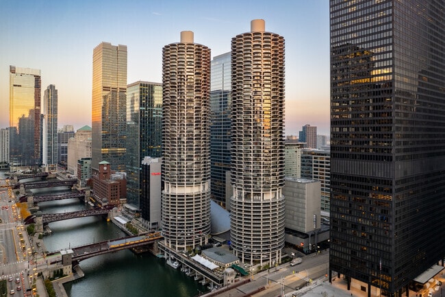 Building Photo - Marina City Rental