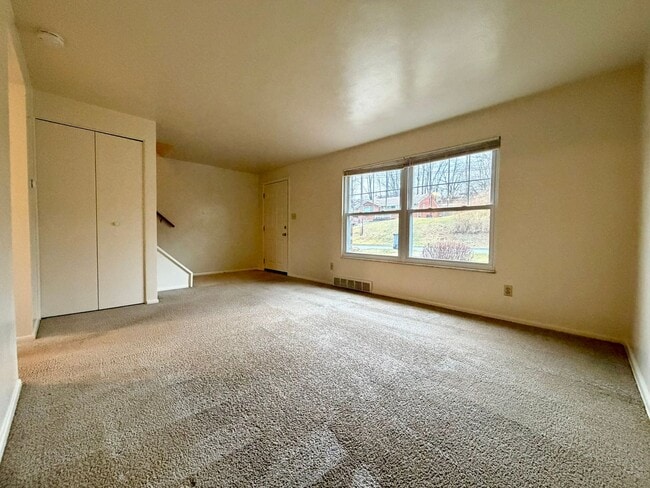 Photo - Gorgeous 2BR Townhouse in Plum! Washer & Dryer Included, Central A/C & More! Call Today!