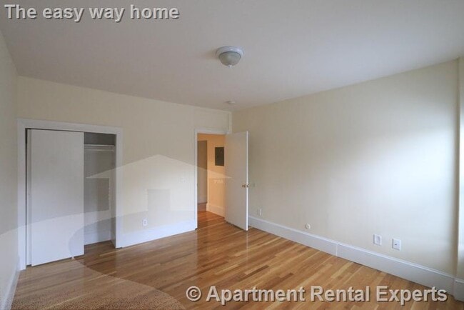 Photo - 2 Central St Unit #1
