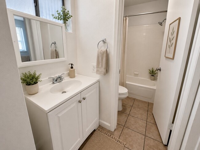 Photo - 407 N Avenue 50 Unidad 407 N AVE 50 #211