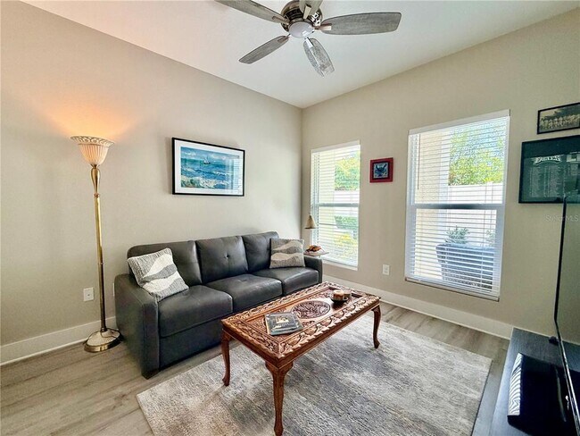 Photo - 946 Highland Ave