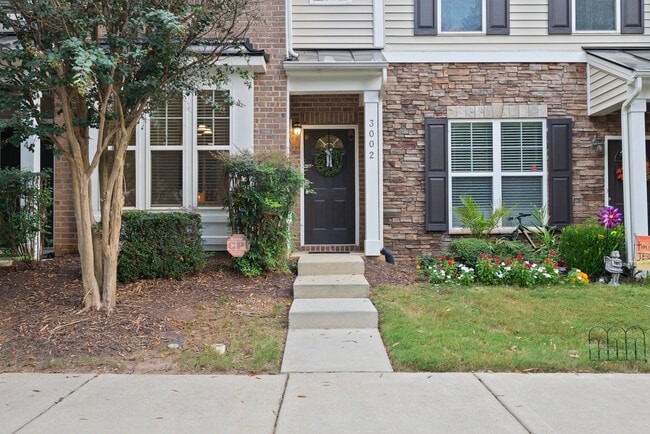 3002 Berkeley Springs Pl