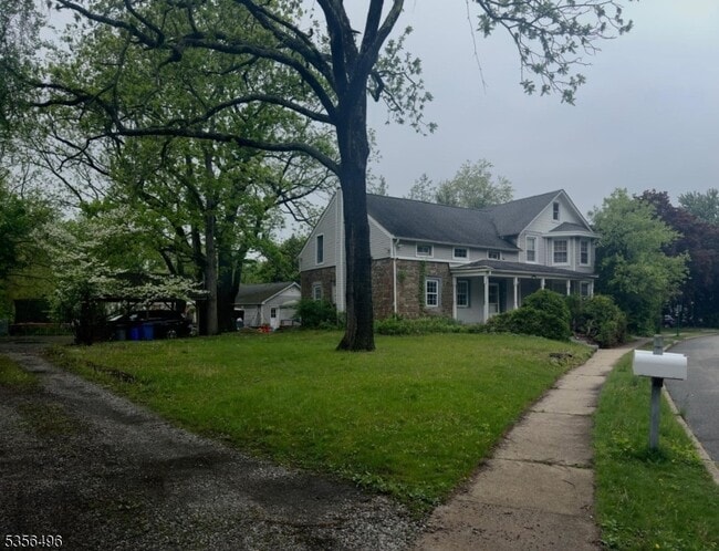 Photo - 58 Ryerson Rd Townhome