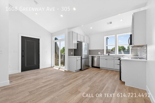 1608 Greenway Ave Unidad 305