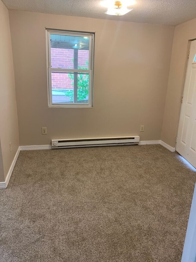 Photo - 1015 Lynn St Unit 1015B