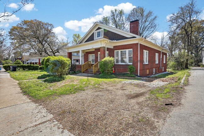 Photo - 1656 Ware Ave