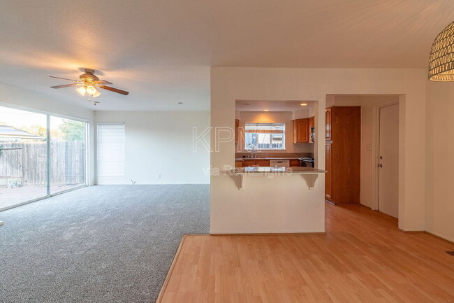 Photo - 713 San Francis Ave