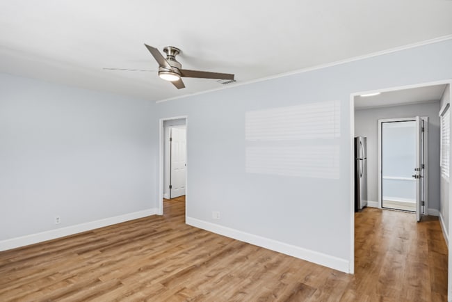 Photo - 917 56th Ave N