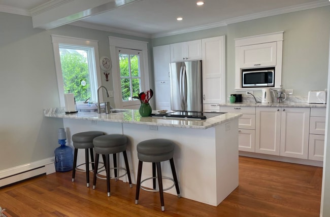 Photo - 32 Esplanade