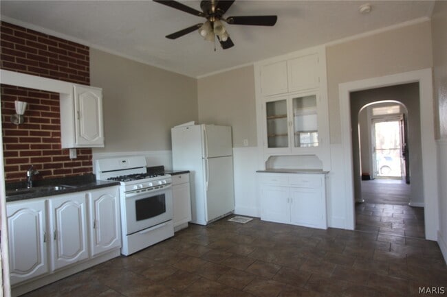 Photo - 4614 Cecil Pl