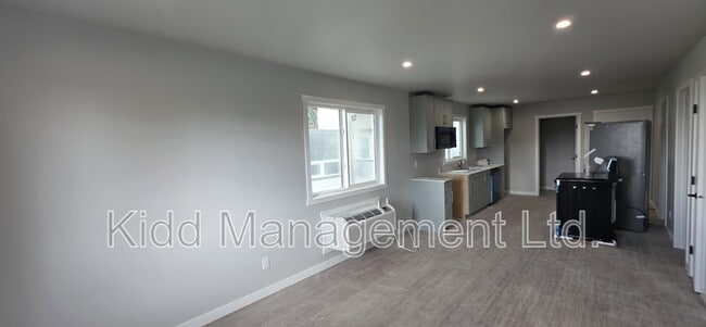 6285-6285 Monterey Rd