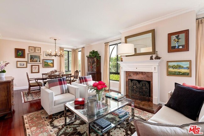 Photo - 1220 S Roxbury Dr Unit 204