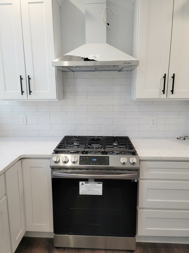 Photo - 3 Castlerock St Unit 2