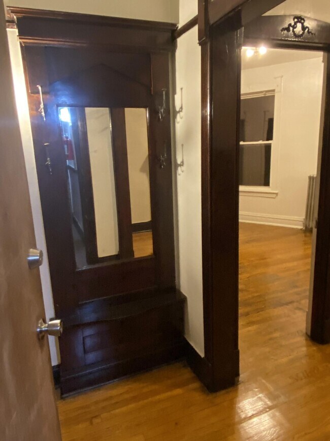 Photo - 6360 S Greenwood Ave Unit 2