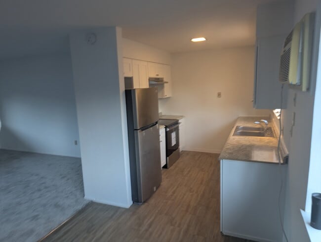 Photo - 310 S Auburn St