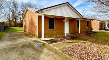 Photo - 142 Airview Dr