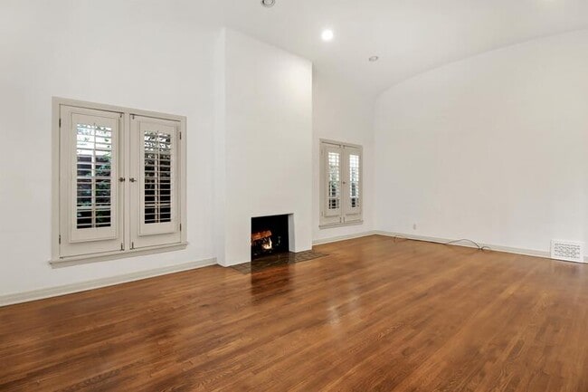 Photo - 123 N La Jolla Ave