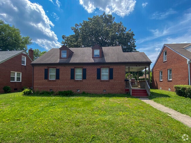 Building Photo - 108 E Roanoke St Rental