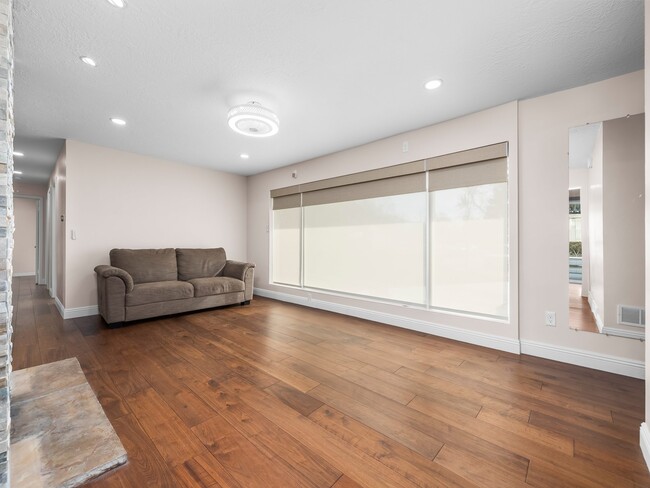 Photo - 2885 E Loran Heights Dr