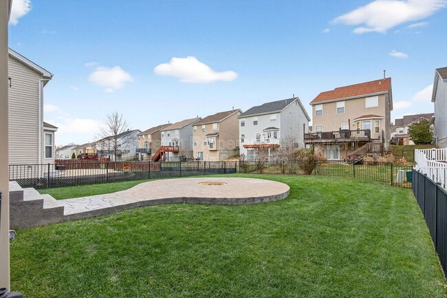 Photo - 425 Spring Trce