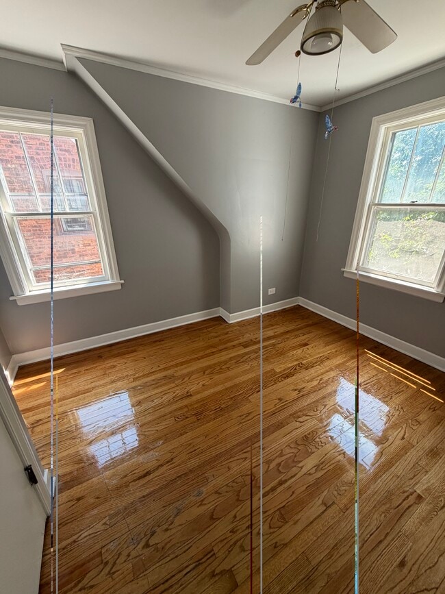 Photo - 6316 S Kenneth Ave Unit 2nd floor
