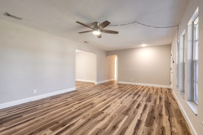 Photo - 623 Sherman Rd