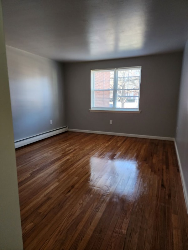 Photo - 72 Folly Brook Blvd