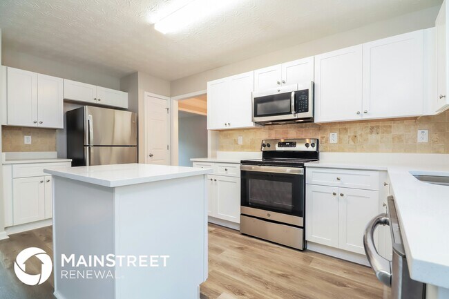 Photo - 1731 River Mill Trail NE