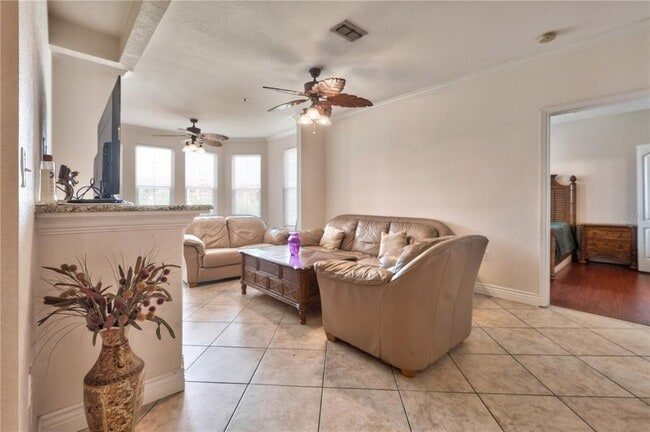 Photo - 2732 Via Murano Unit 526