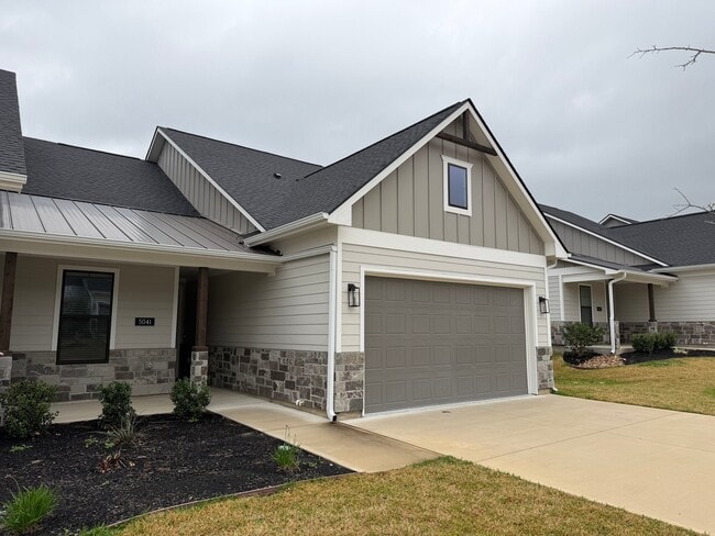 Photo - 5041 Mooney Fls Dr