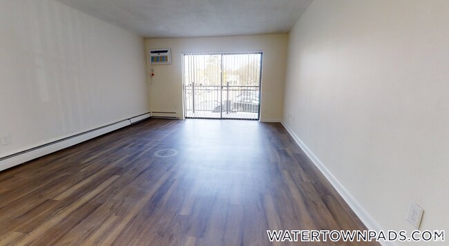 Building Photo - 24 Whites Ave Rental