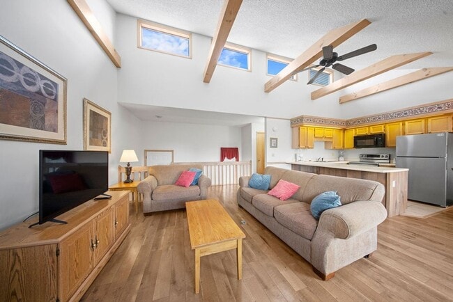 Photo - 8005 Cherokee Trail