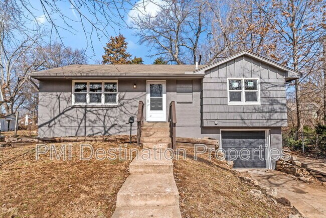 Photo - 1306 E 81st Terrace House