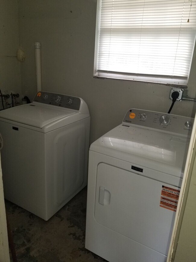 Photo - 2642-2648 Michigan Ave Unit 2648 Michigan Ave