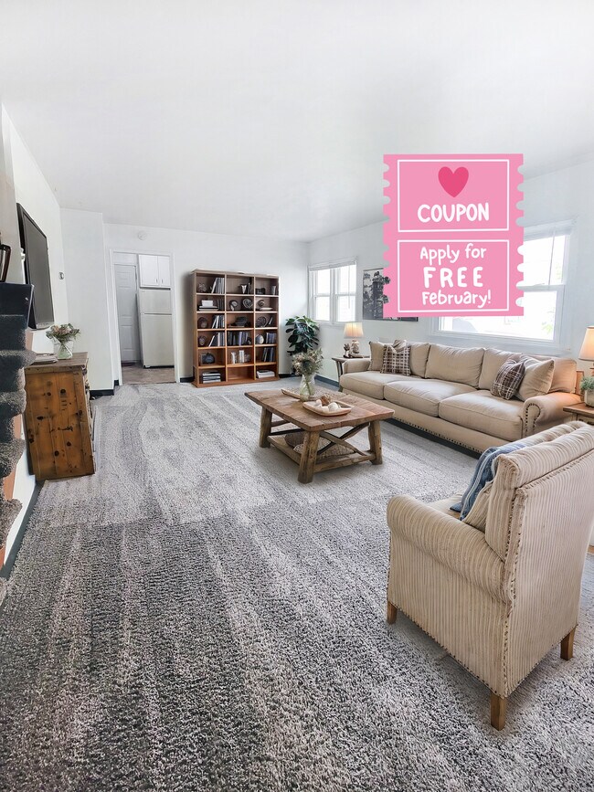 Building Photo - 806 8th St N