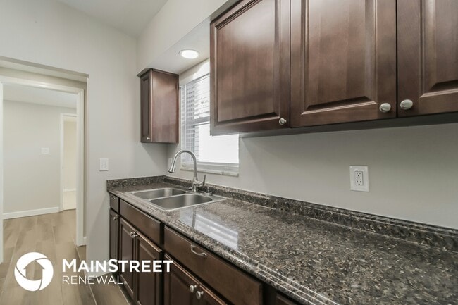 Photo - 3017 Joyann St