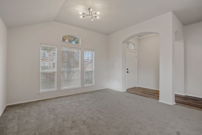 Photo - 5209 Sioux Creek Ln