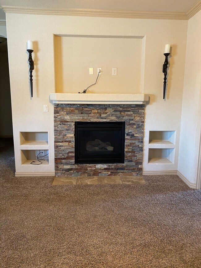 Photo - Beautiful Home with a Den