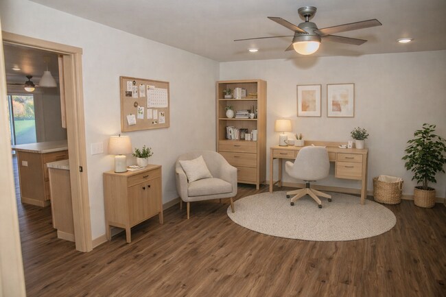 Photo - 475 Century Pl Unidad 104