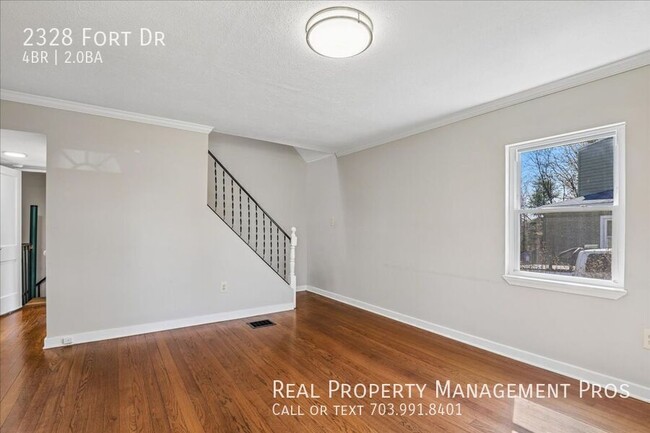 Photo - 2328 Fort Dr